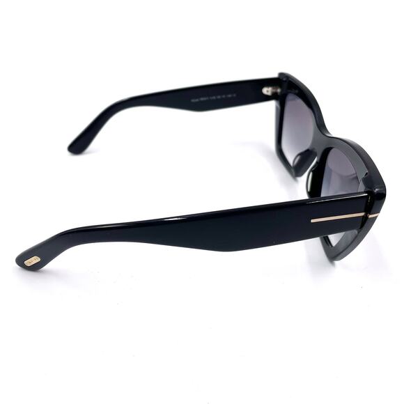 Tom Ford Wyatt Sunglasses Cat-Eye Black  Acetate Gray Gradient Lens TF871 - Picture 8 of 14